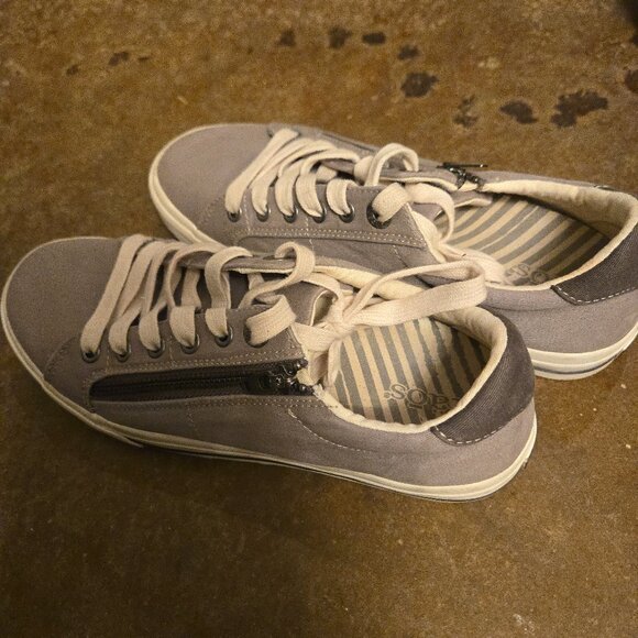 Taos Z Soul Sneaker - Picture 1 of 3